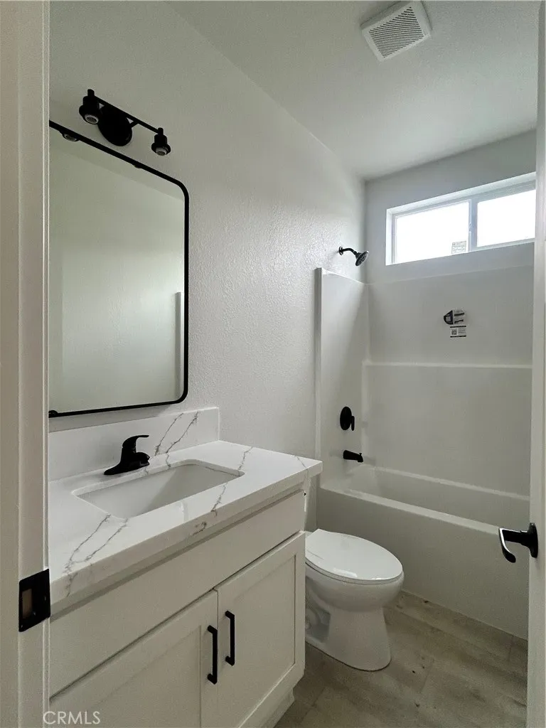 9850 Garfield Avenue #68 Huntington Beach, CA 92646