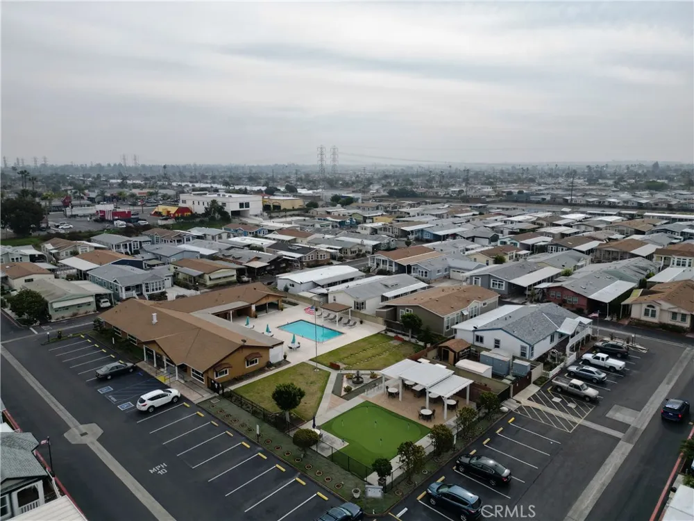 9850 Garfield Avenue #68 Huntington Beach, CA 92646