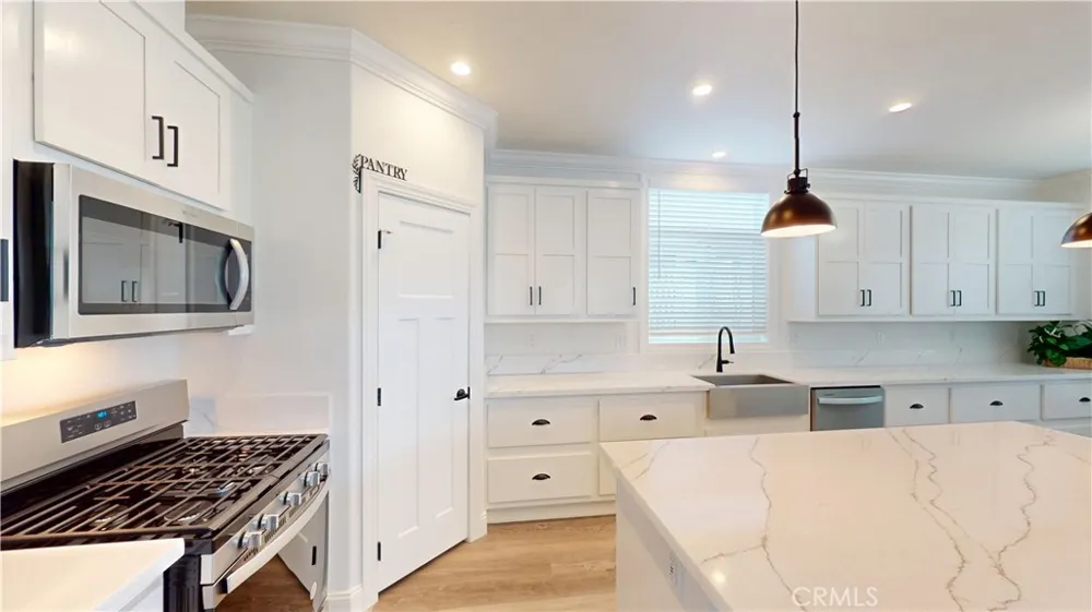 9850 Garfield Avenue #68 Huntington Beach, CA 92646
