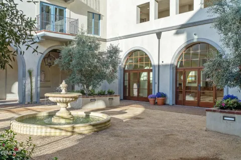 88 Oakland Avenue #606