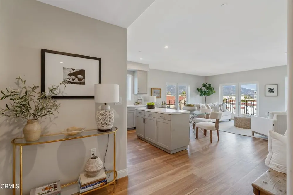88 Oakland Avenue #606 Pasadena, CA 91101