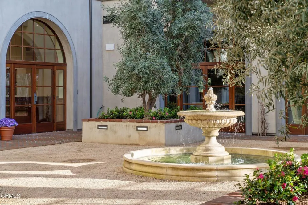 88 Oakland Avenue #606 Pasadena, CA 91101