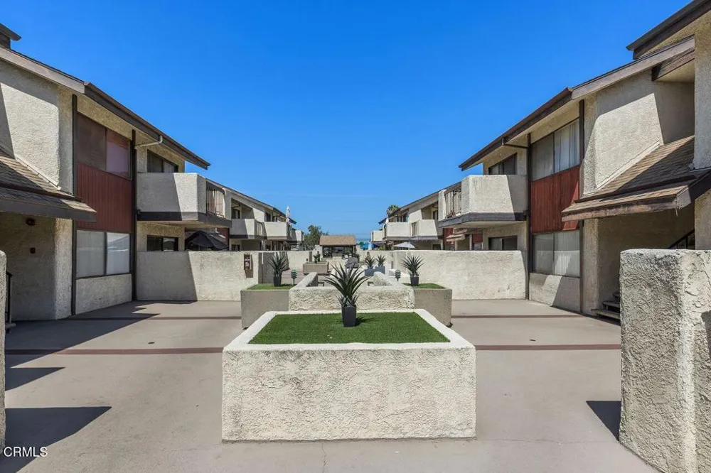 15000 Halldale Avenue #212 Gardena, CA 90247