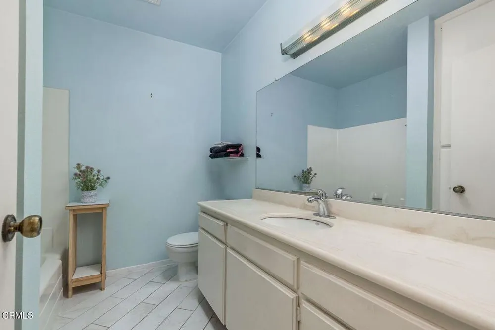 15000 Halldale Avenue #212 Gardena, CA 90247