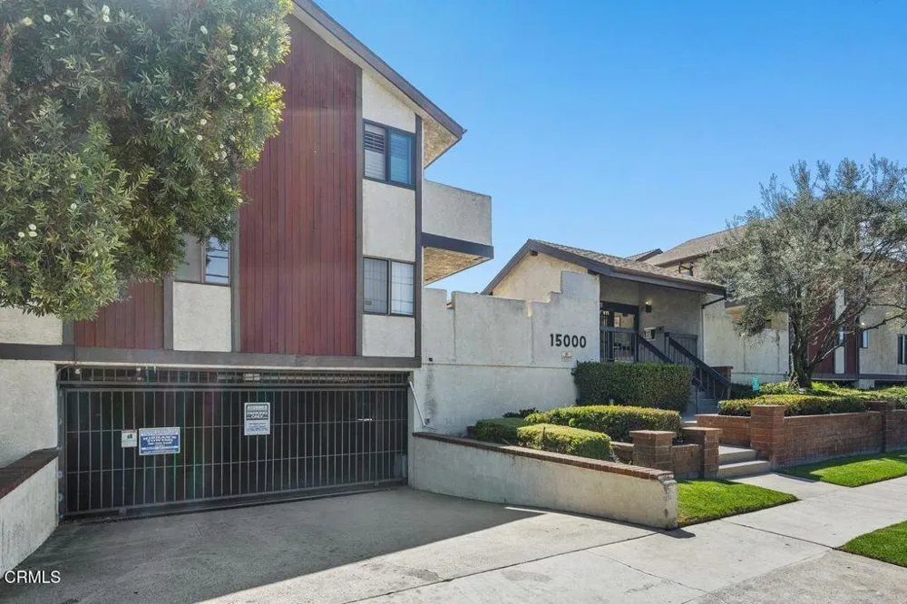 15000 Halldale Avenue #212 Gardena, CA 90247