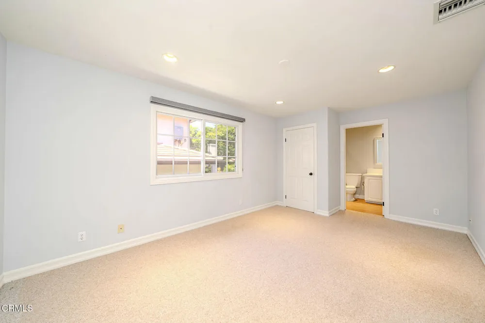 4330 Bel Aire Drive La Canada Flintridge, CA 91011