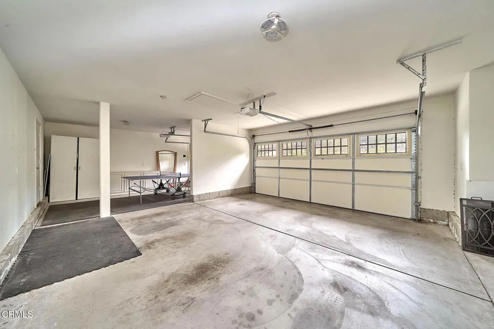 4330 Bel Aire Drive La Canada Flintridge, CA 91011