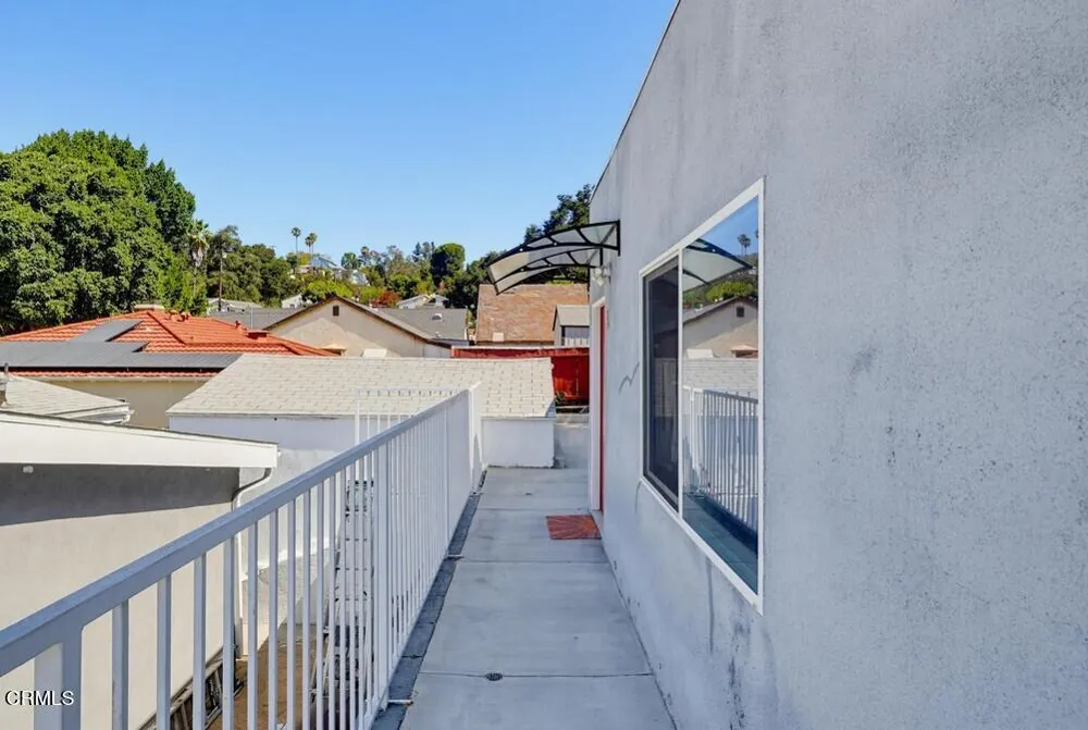 416 Sinclair Avenue #A Glendale, CA 91206