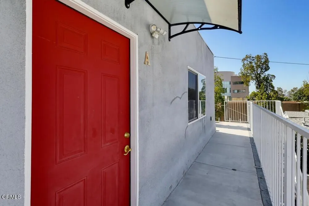 416 Sinclair Avenue #A Glendale, CA 91206