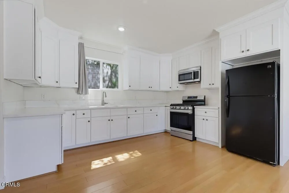 416 Sinclair Avenue #A Glendale, CA 91206