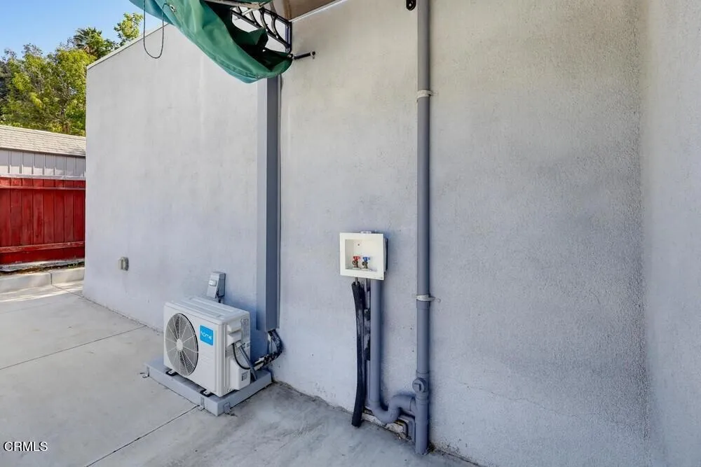 416 Sinclair Avenue #A Glendale, CA 91206