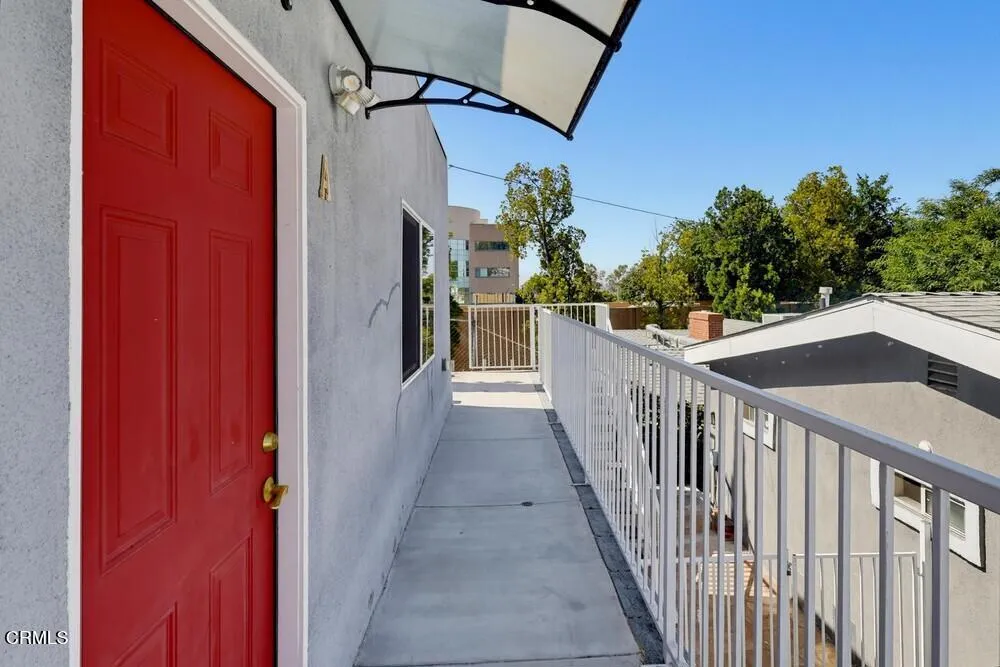 416 Sinclair Avenue #A Glendale, CA 91206