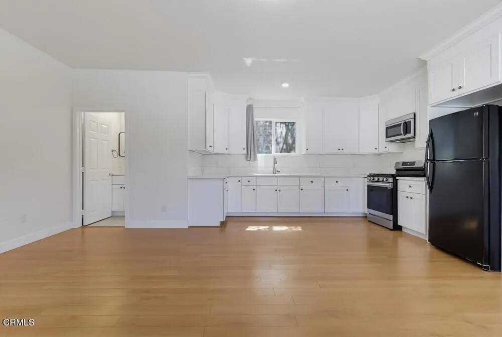 416 Sinclair Avenue #A Glendale, CA 91206