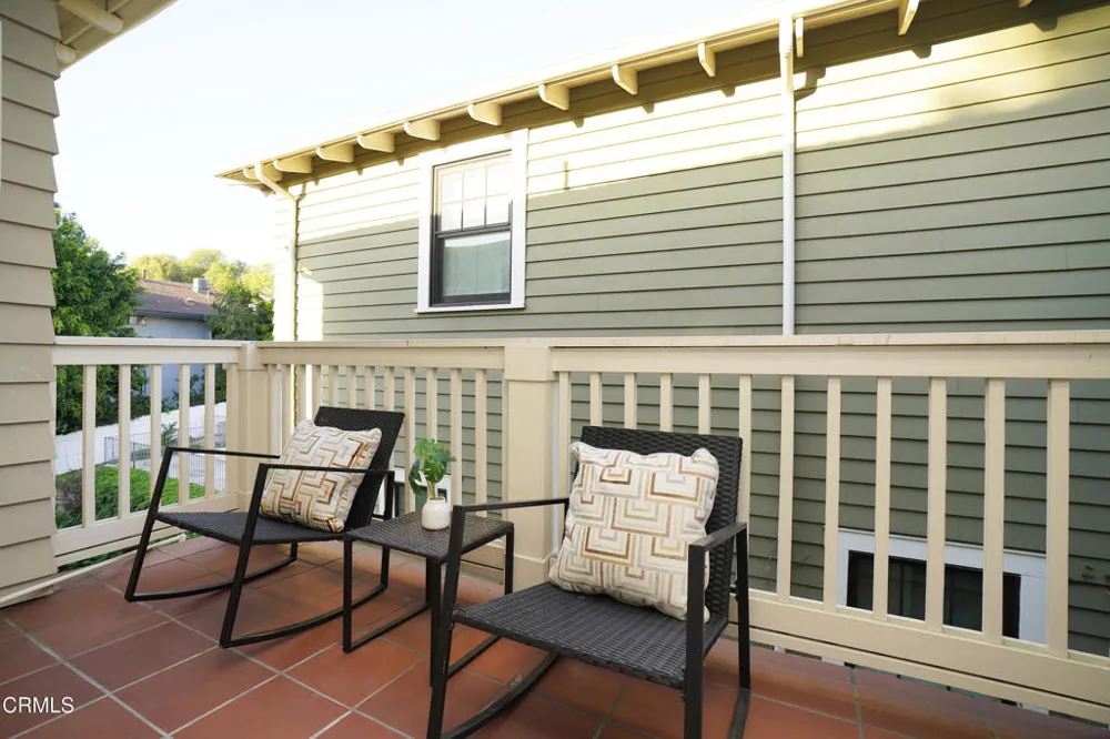385 S Marengo Avenue #205 Pasadena, CA 91101