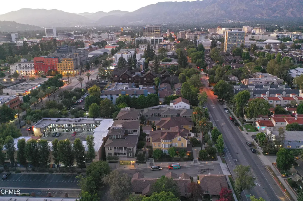 385 S Marengo Avenue #205 Pasadena, CA 91101