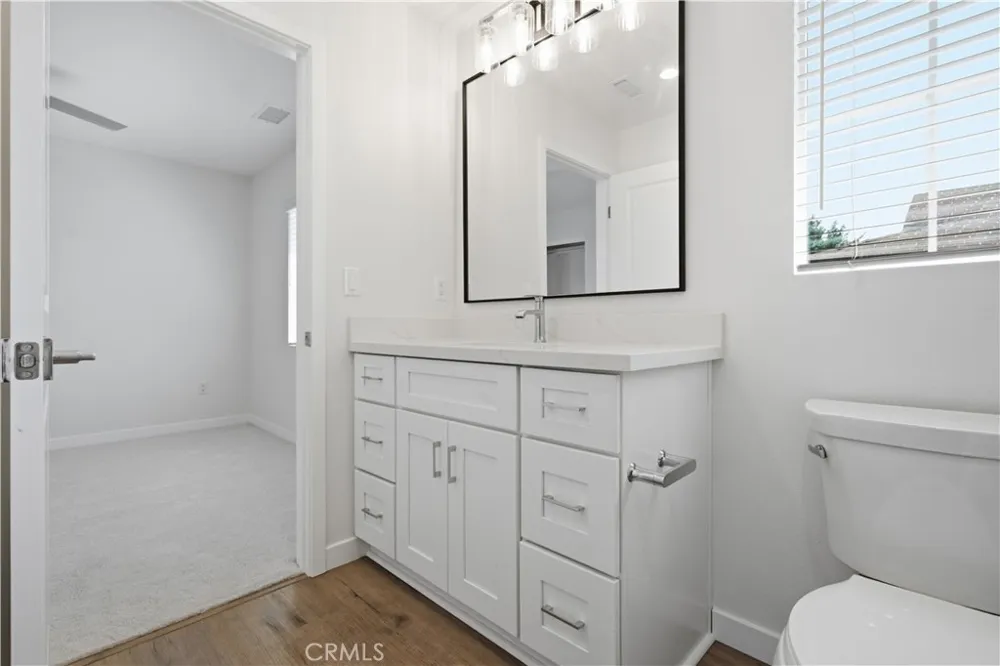 872 W Walnut Avenue #A Monrovia, CA 91016