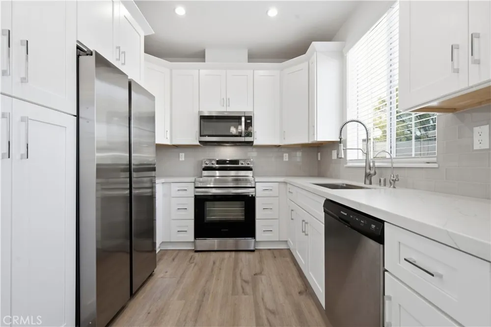 872 W Walnut Avenue #A Monrovia, CA 91016