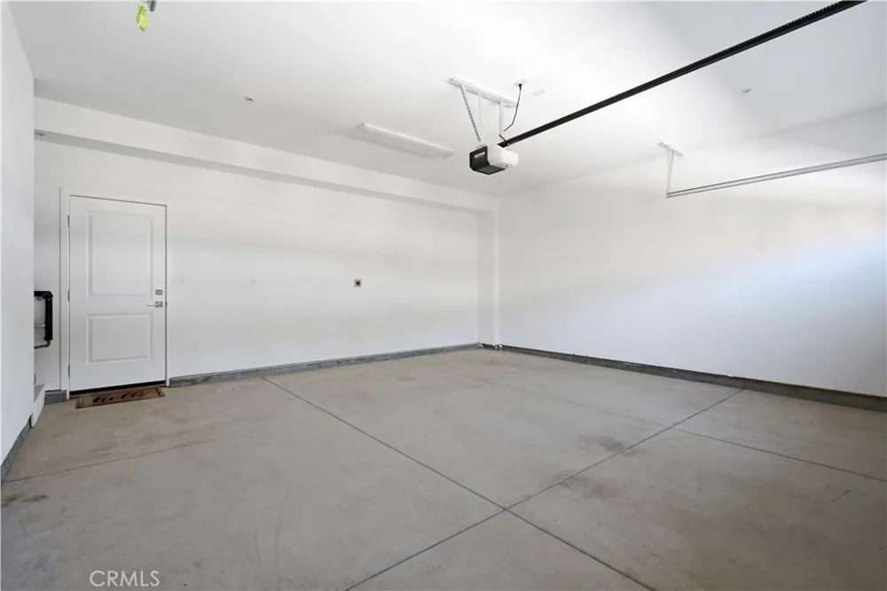 872 W Walnut Avenue #A Monrovia, CA 91016