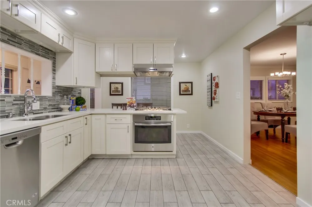 1918 La France South Pasadena, CA 91030