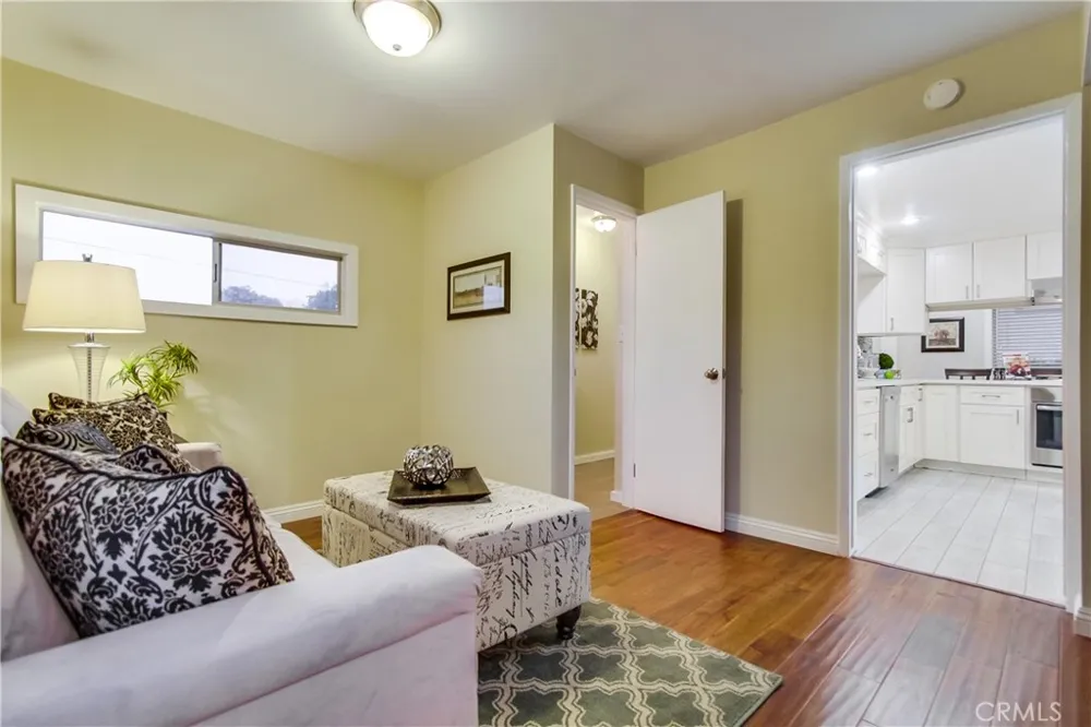 1918 La France South Pasadena, CA 91030