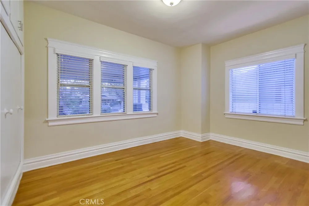 1918 La France South Pasadena, CA 91030