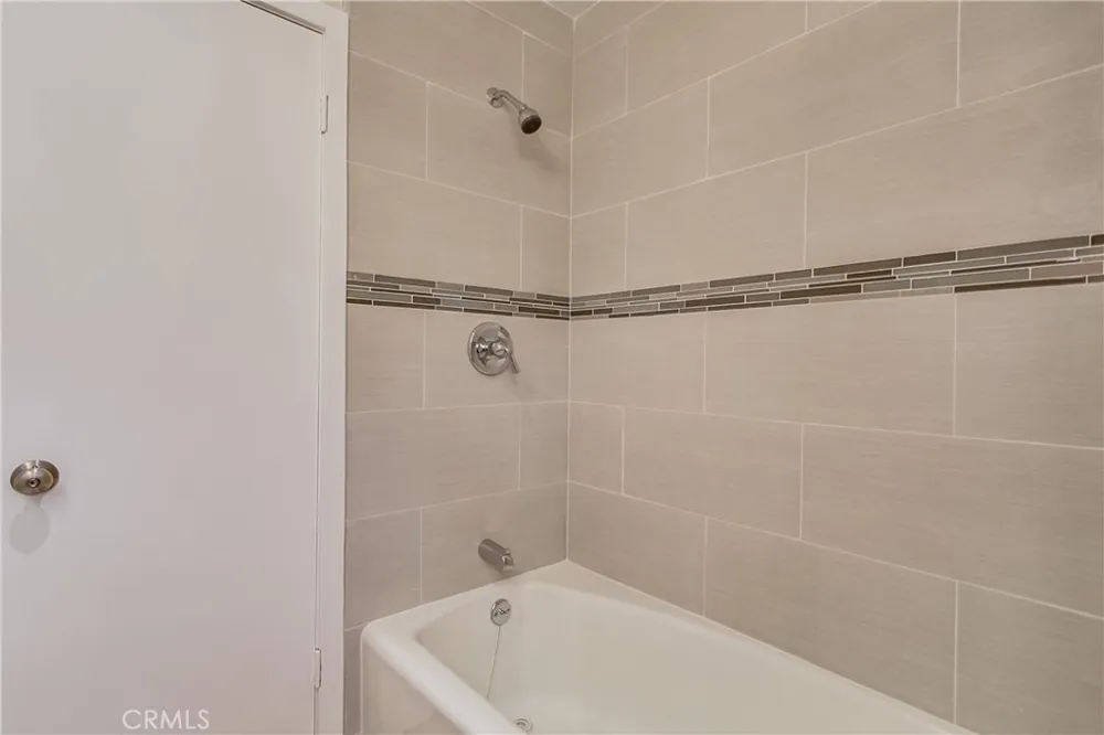 1918 La France South Pasadena, CA 91030