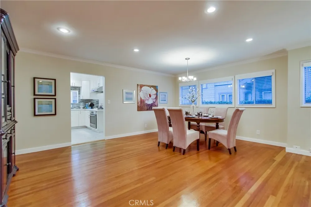 1918 La France South Pasadena, CA 91030