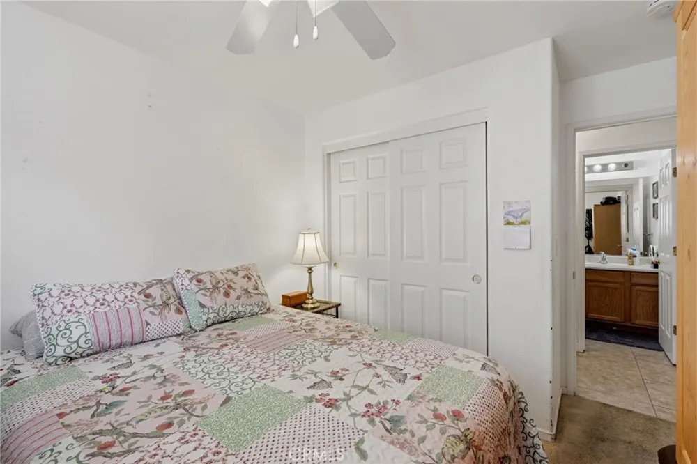 3728 E School Visalia, CA 93292