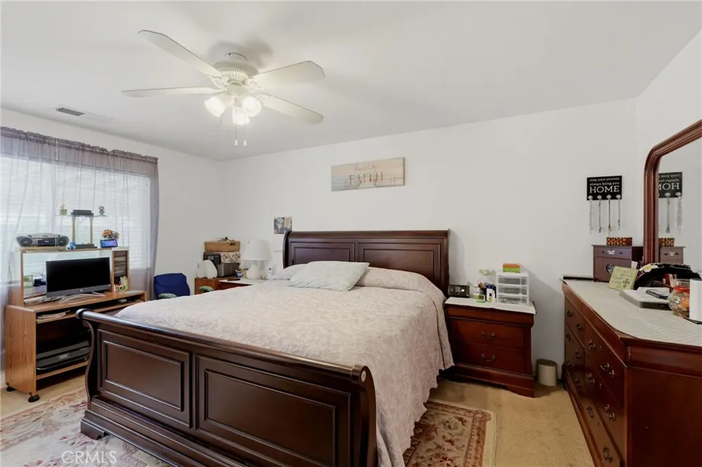 3728 E School Visalia, CA 93292
