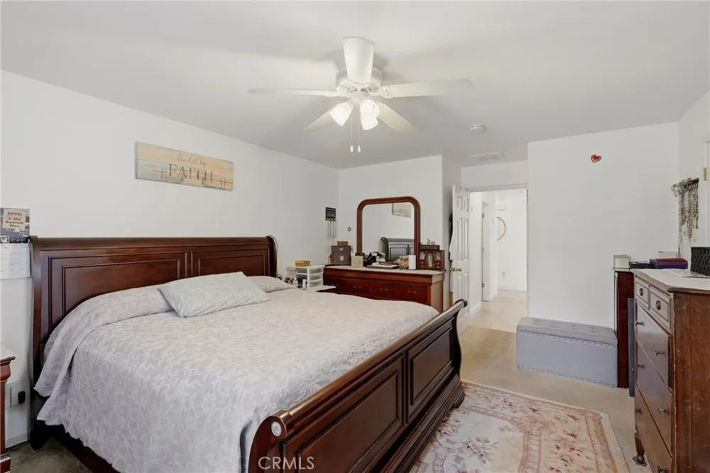 3728 E School Visalia, CA 93292