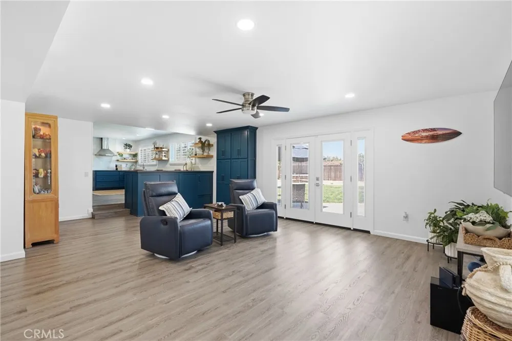 517 Clubhouse Santa Maria, CA 93455