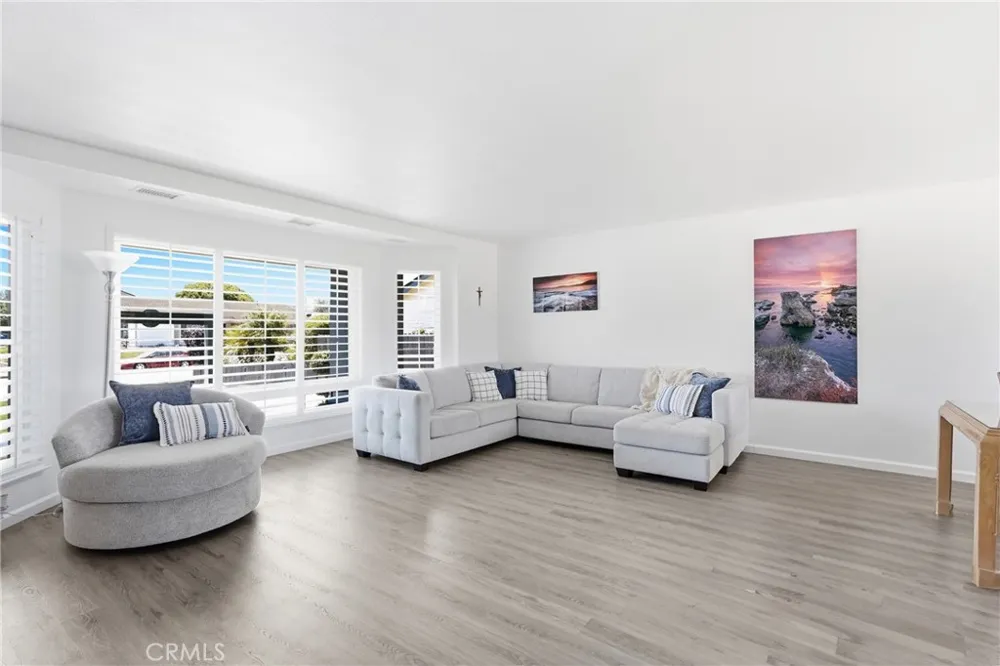 517 Clubhouse Santa Maria, CA 93455