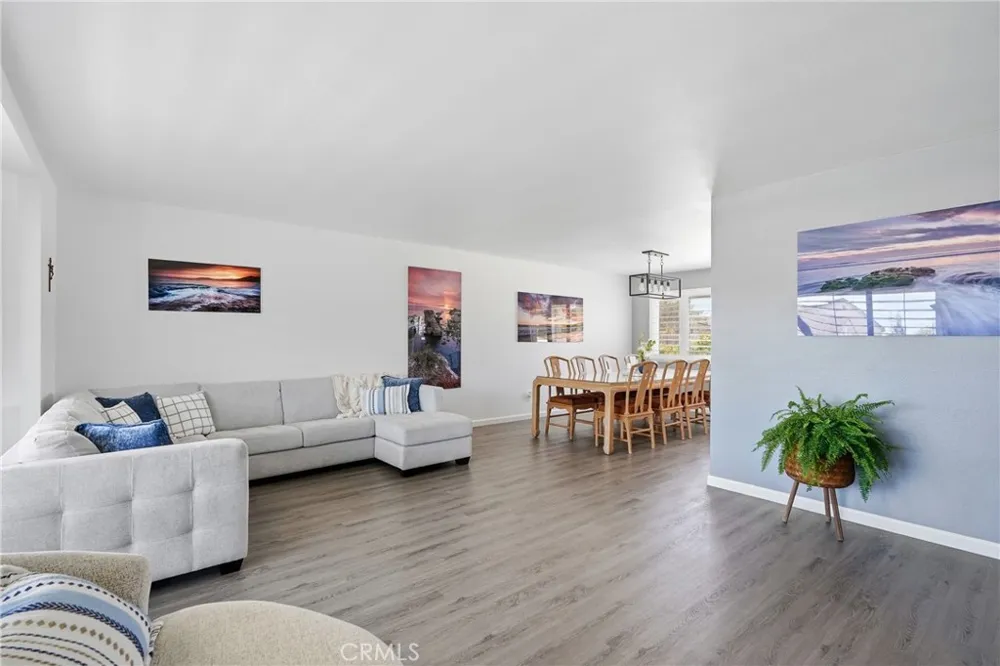 517 Clubhouse Santa Maria, CA 93455