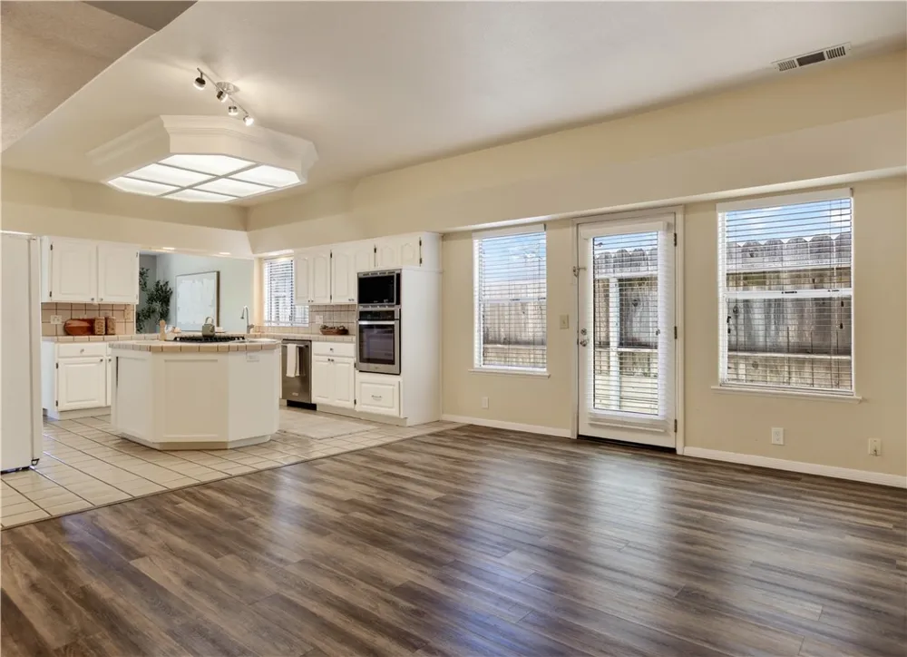 656 Shamrock Pismo Beach, CA 93449