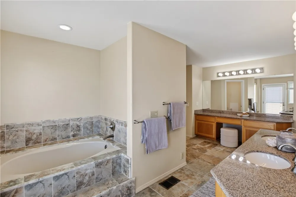 656 Shamrock Pismo Beach, CA 93449