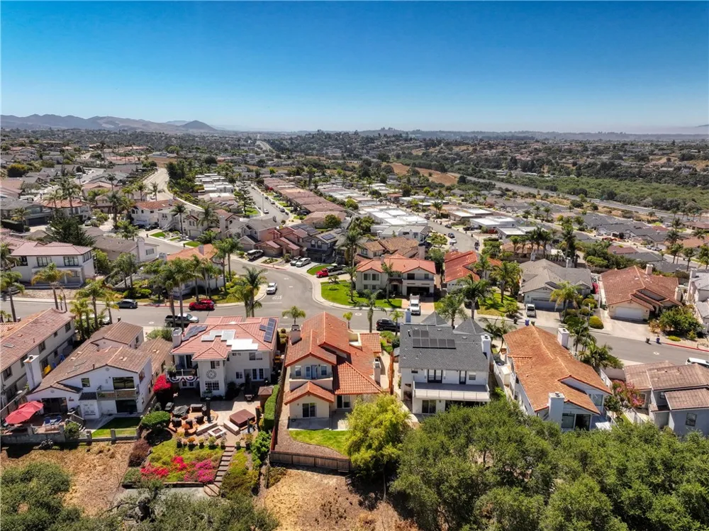 656 Shamrock Pismo Beach, CA 93449