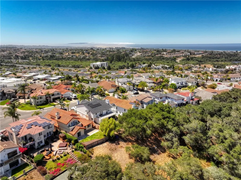 656 Shamrock Pismo Beach, CA 93449