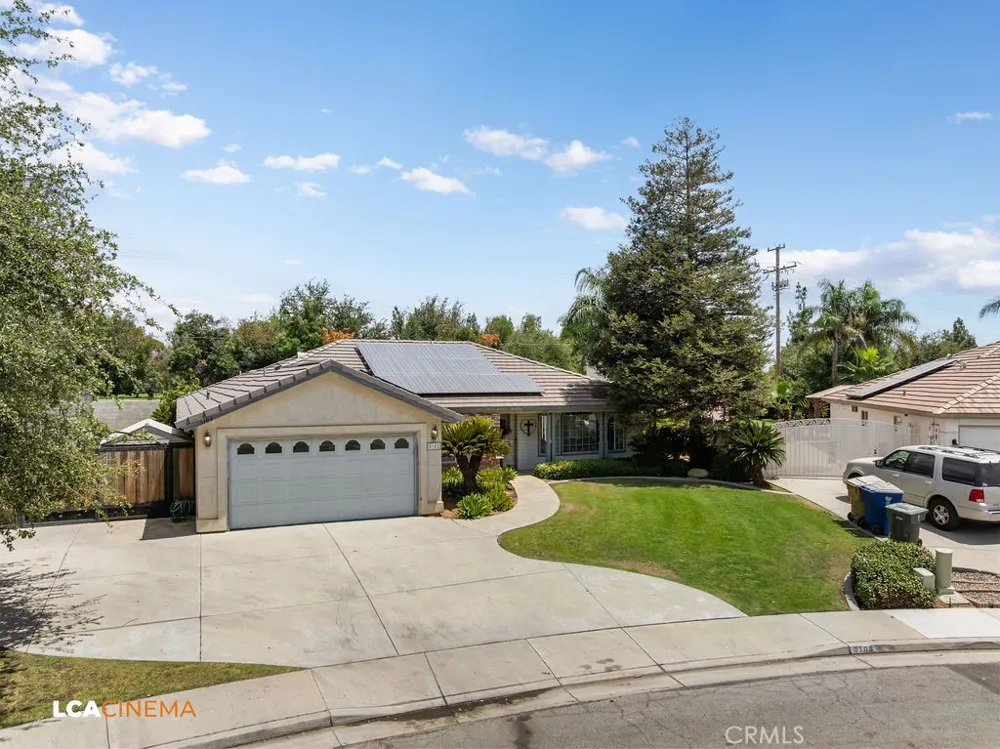 5102 Omaha Bakersfield, CA 93312