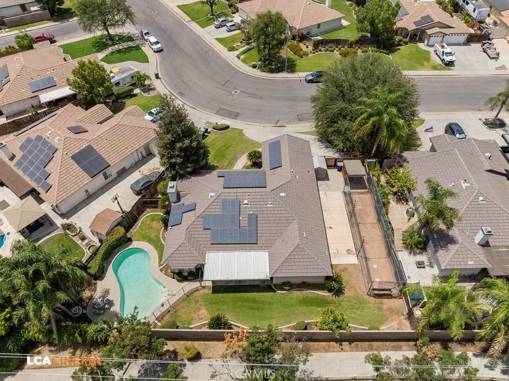 5102 Omaha Bakersfield, CA 93312