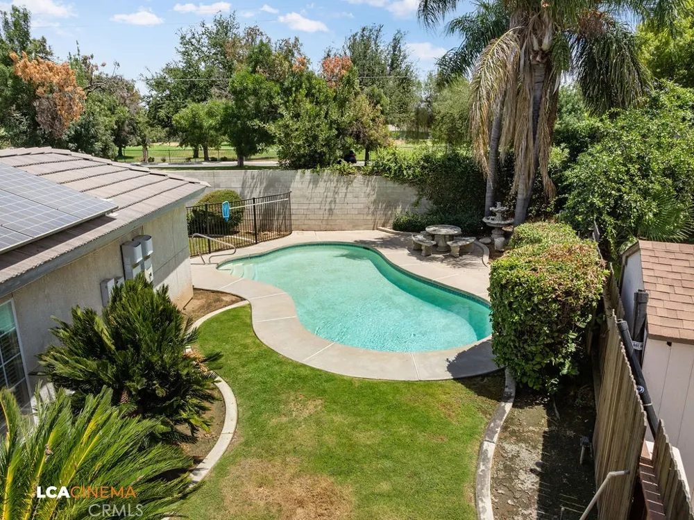 5102 Omaha Bakersfield, CA 93312