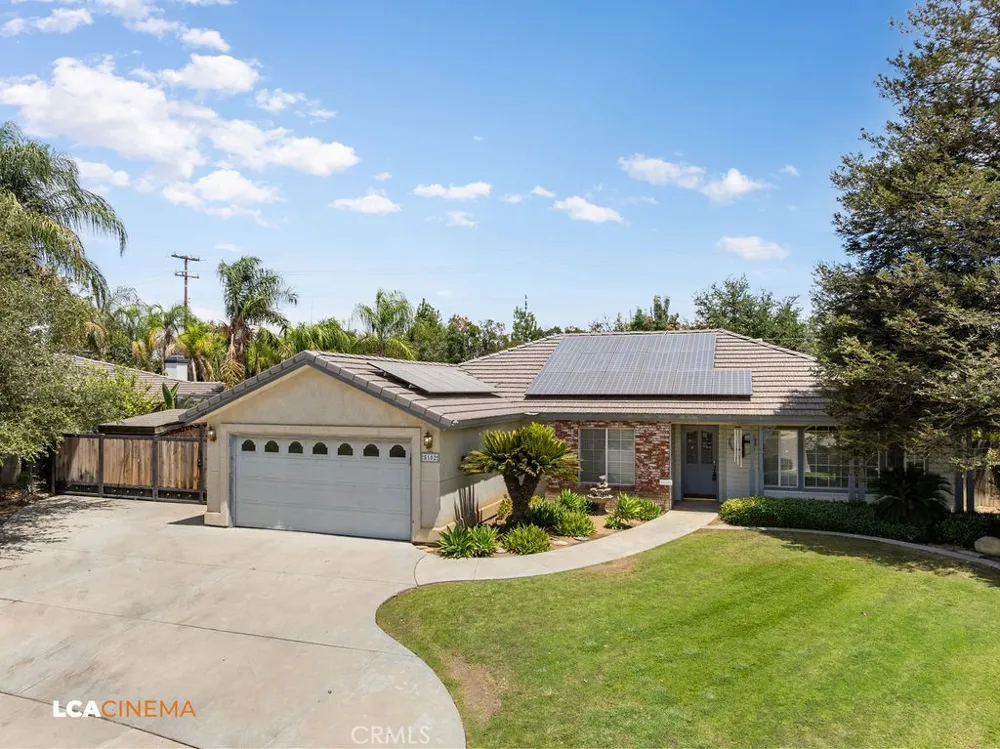 5102 Omaha Bakersfield, CA 93312