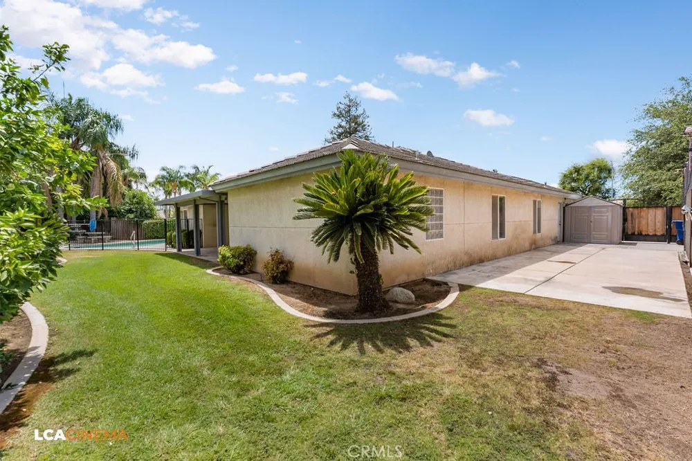 5102 Omaha Bakersfield, CA 93312