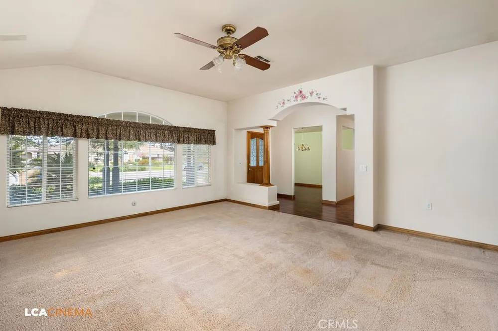 5102 Omaha Bakersfield, CA 93312