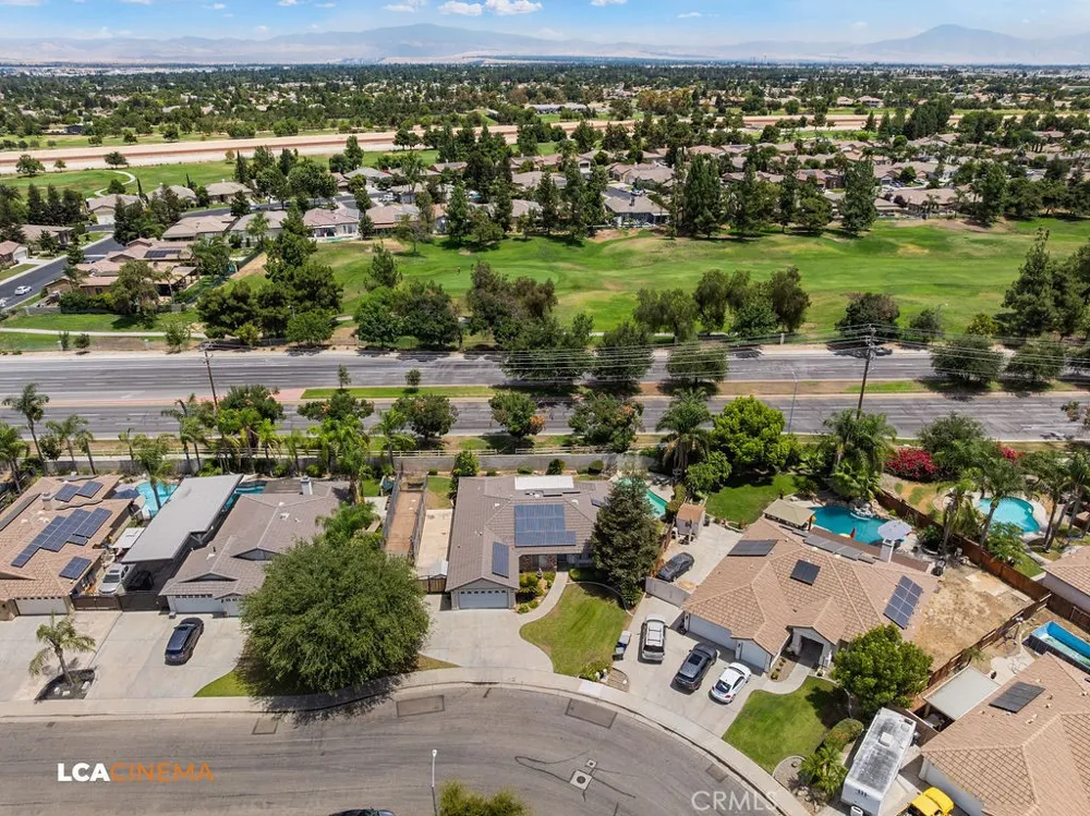5102 Omaha Bakersfield, CA 93312