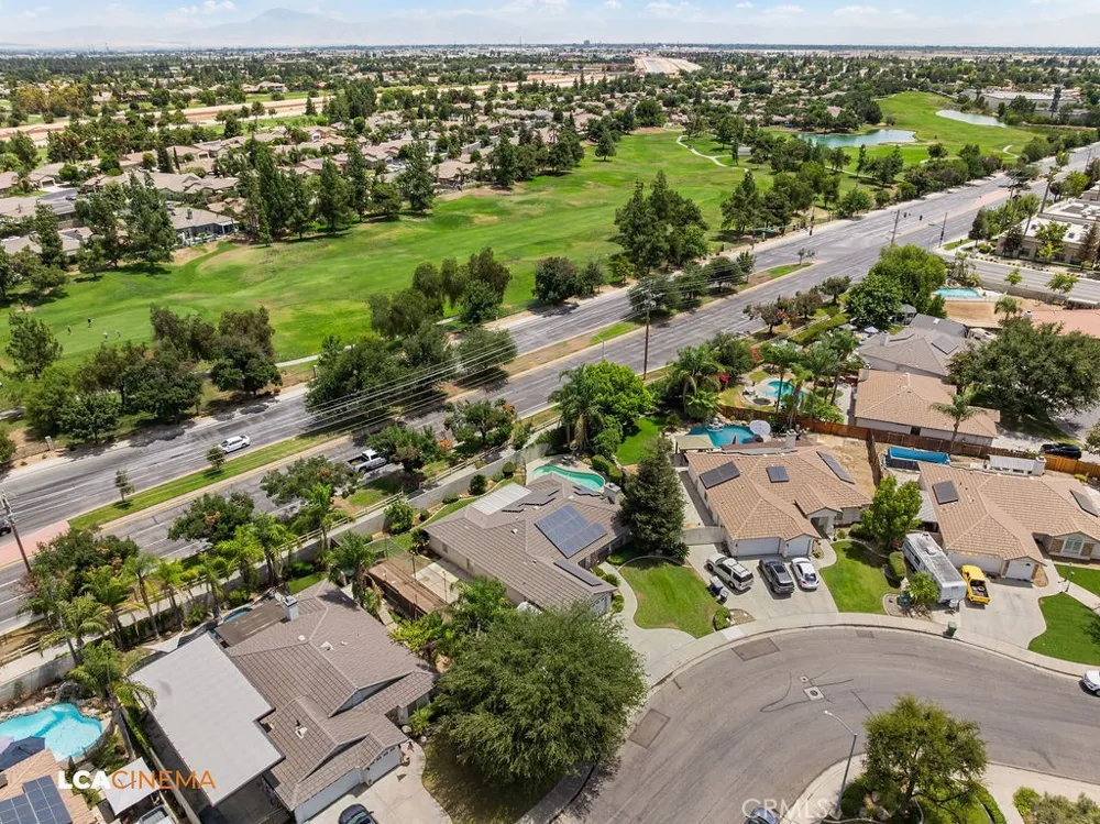 5102 Omaha Bakersfield, CA 93312