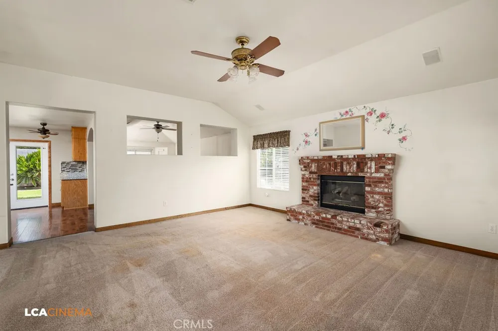 5102 Omaha Bakersfield, CA 93312