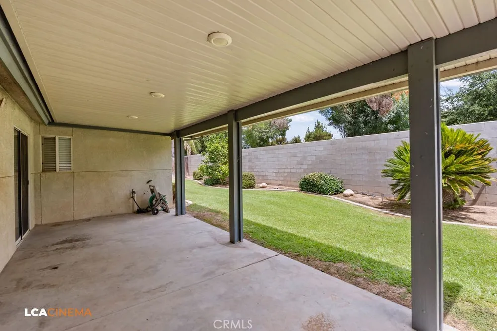 5102 Omaha Bakersfield, CA 93312