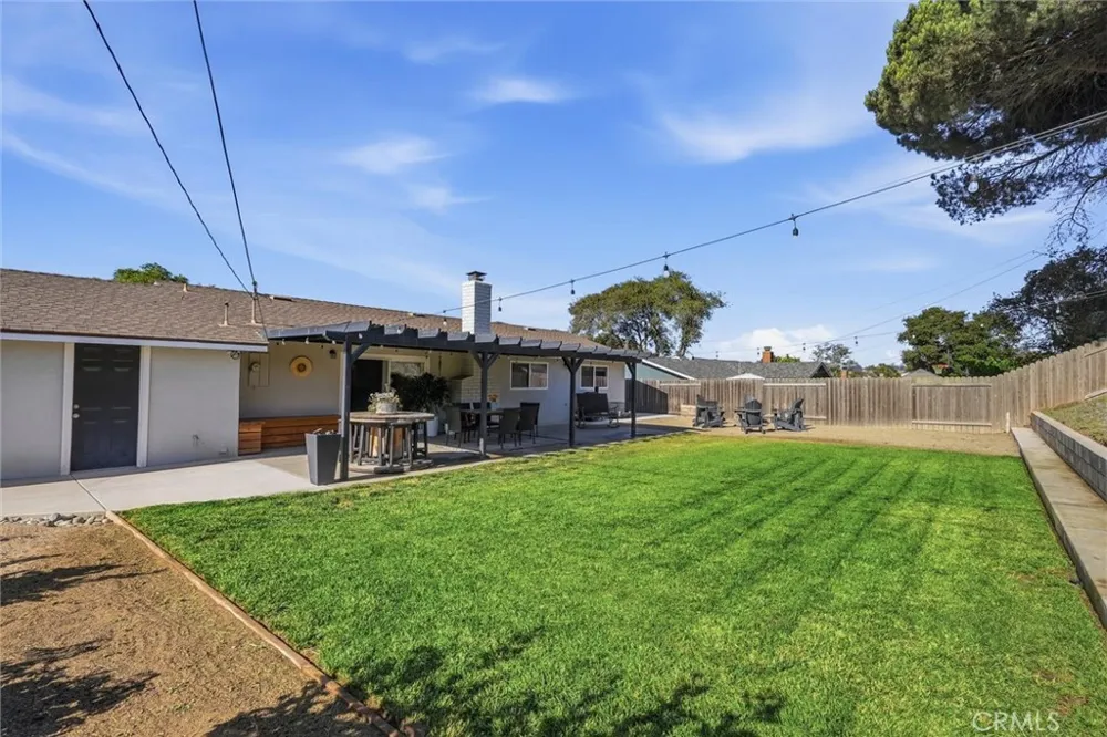 1214 Bauer Santa Maria, CA 93455