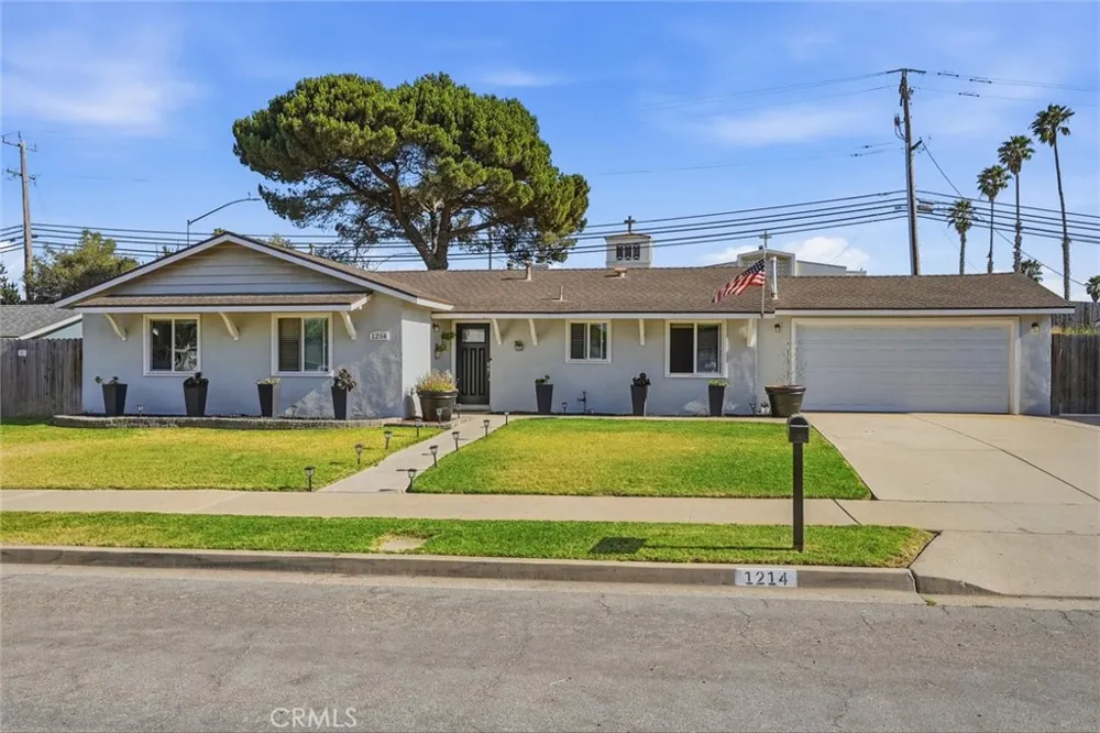 1214 Bauer Santa Maria, CA 93455