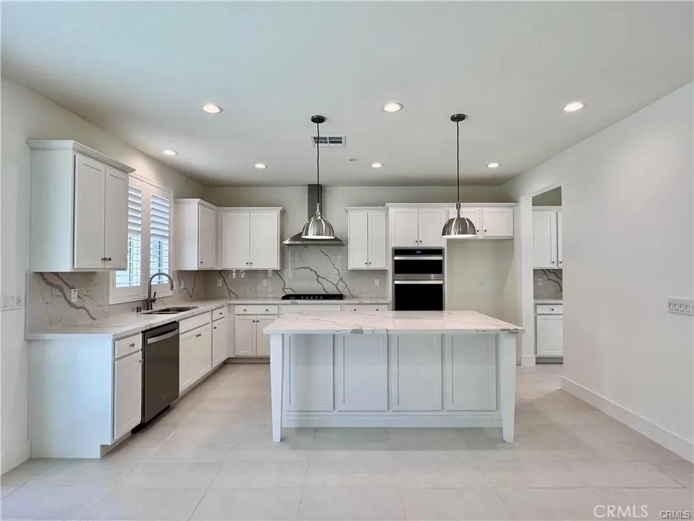 8501 Anthony Street Riverside, CA 92507